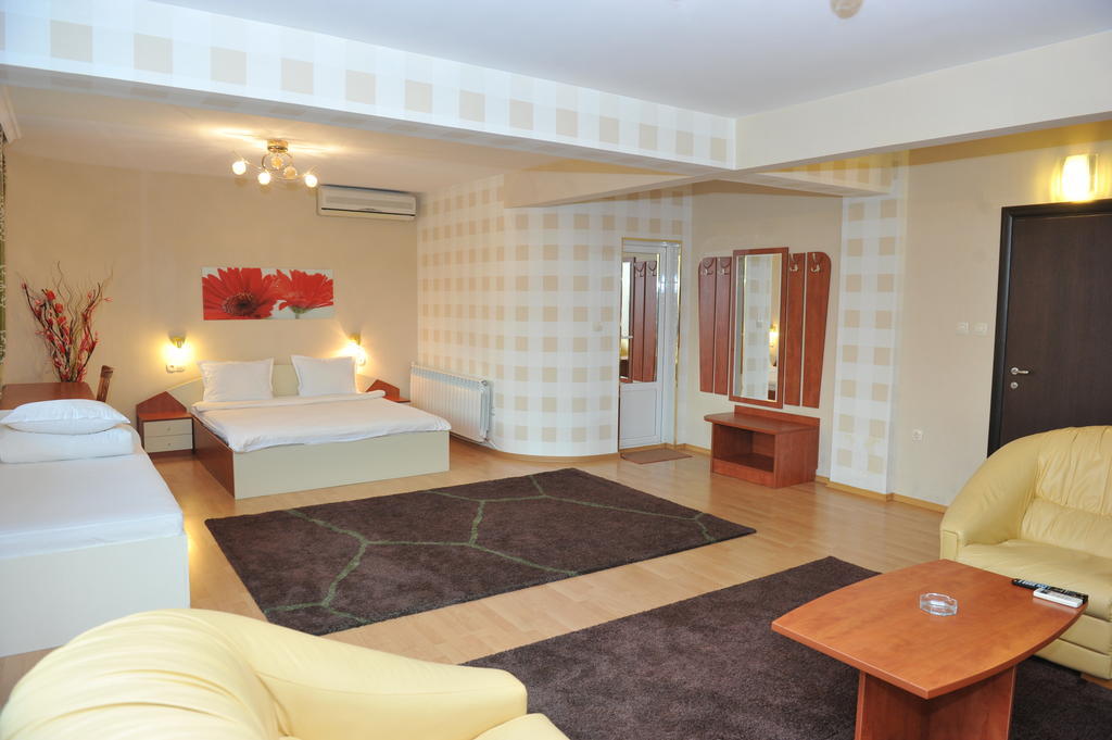 Eros Motel Sandanski Habitación foto